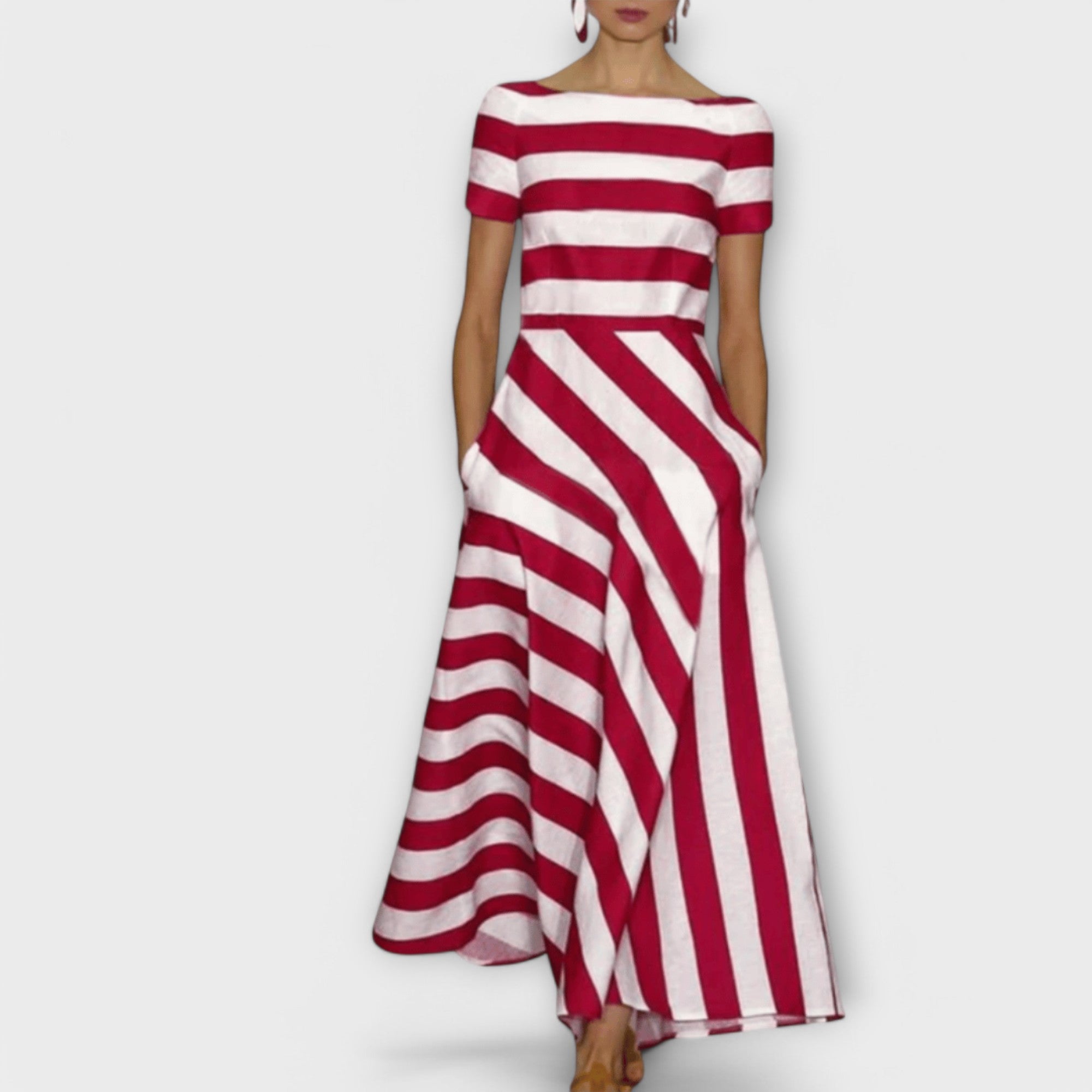 Janell - Sukienka maxi w paski